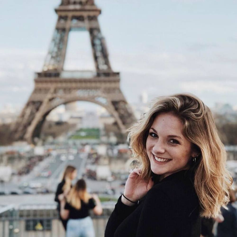 Meet your Posher, Felicia